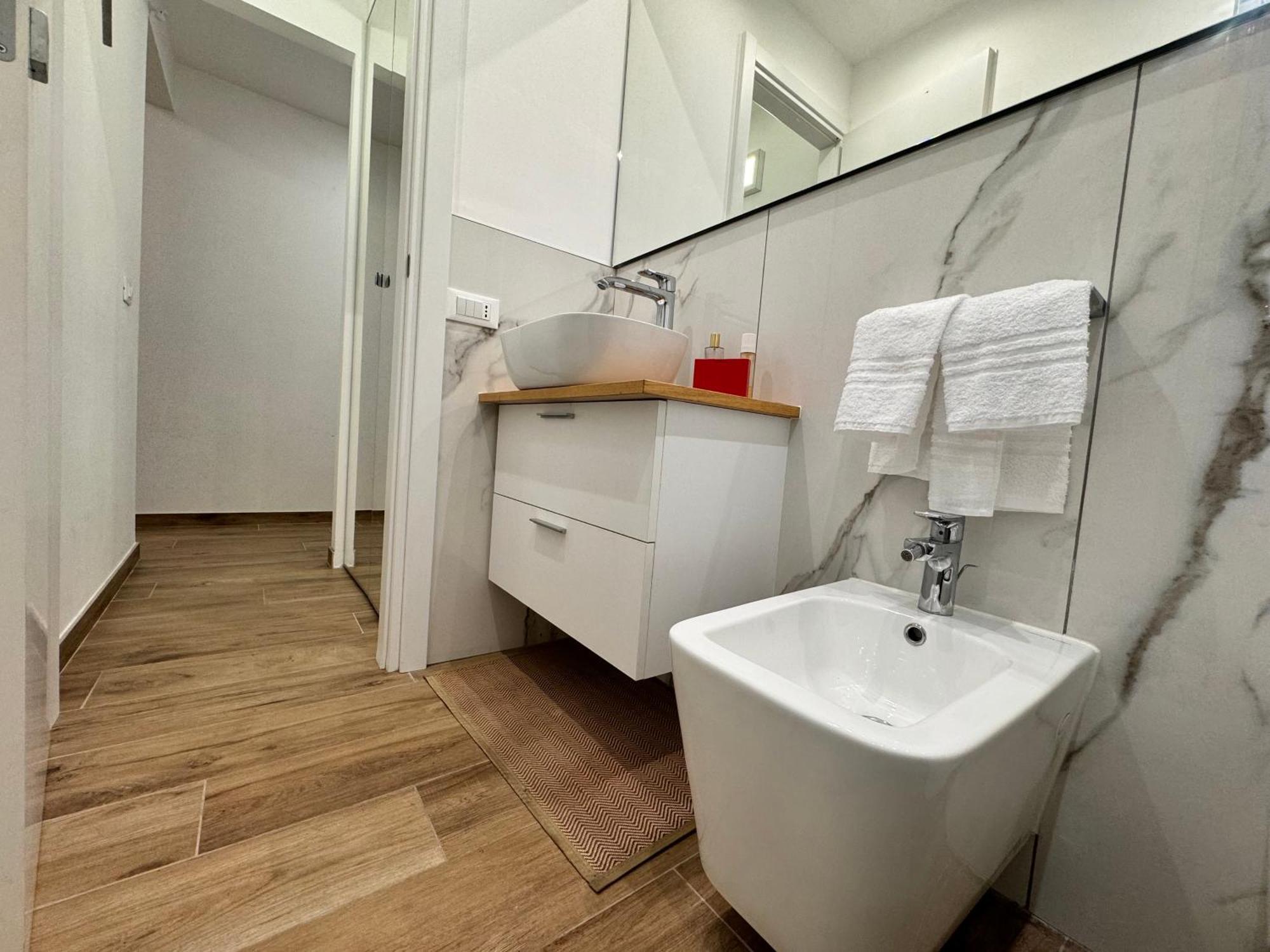 Casa Di Meg Appartamento A Milano Vicino Ai Navigli Ngoại thất bức ảnh